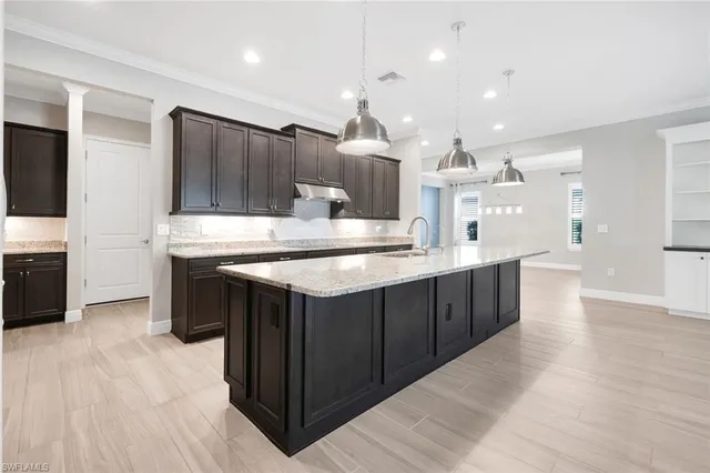 $979,000 | 3837 Helmsman Drive, Naples, FL 34120