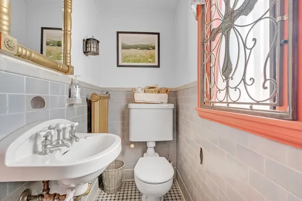 $585,000 | 283 Longhill Street, Springfield, MA 01108