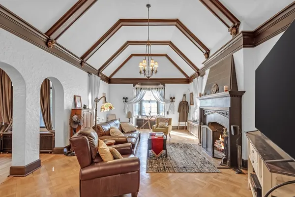 $585,000 | 283 Longhill Street, Springfield, MA 01108