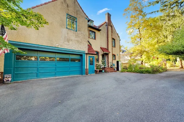 $599,900 | 283 Longhill Street, Springfield, MA 01108