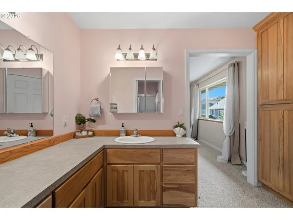 $649,000 | 34320 Cape Kiwanda Drive, Pacific City, OR 97135