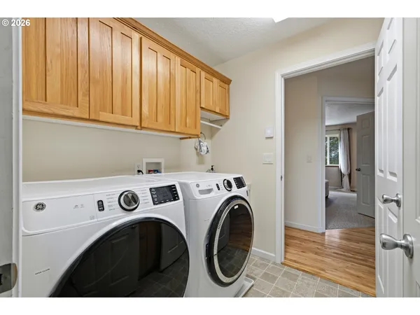 $649,000 | 34320 Cape Kiwanda Drive, Pacific City, OR 97135