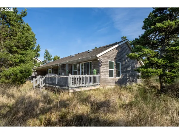 $649,000 | 34320 Cape Kiwanda Drive, Pacific City, OR 97135