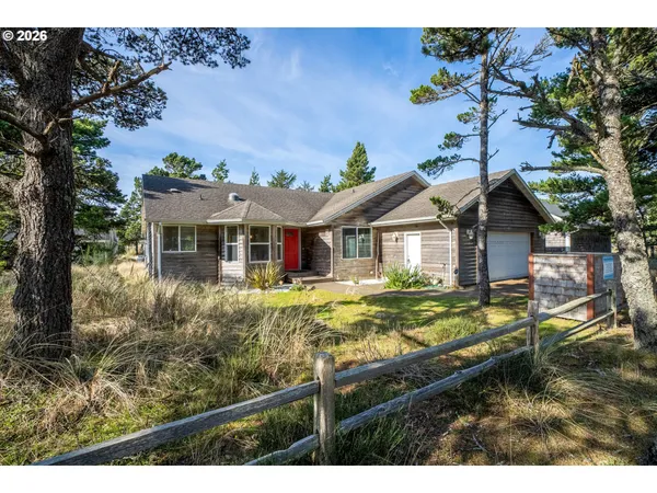 $649,000 | 34320 Cape Kiwanda Drive, Pacific City, OR 97135