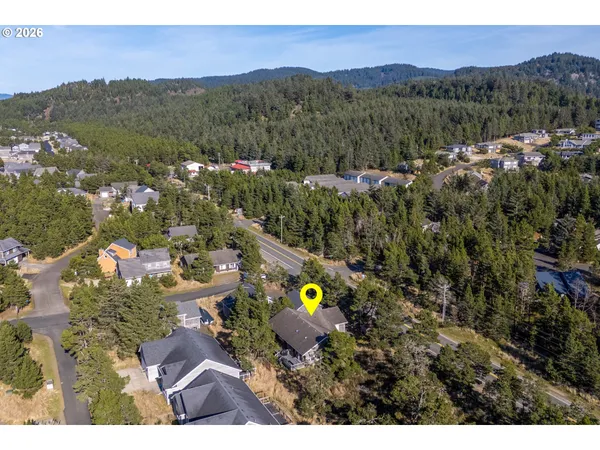 $649,000 | 34320 Cape Kiwanda Drive, Pacific City, OR 97135