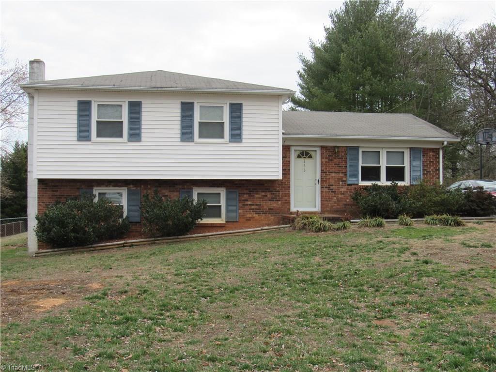 133 Dewsberry Road King, NC 27021 - Photo 3 of 25 Gallery Image 3