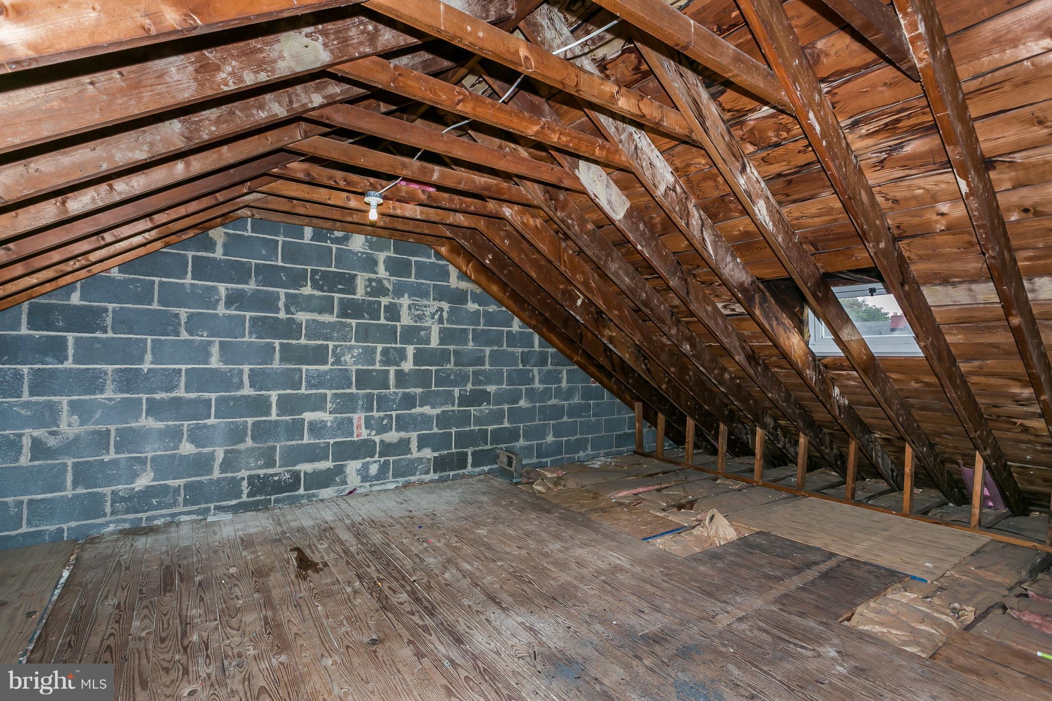 2005 Winford Road Baltimore, MD 21239 - Photo 22 of 29 Walk Up Attic