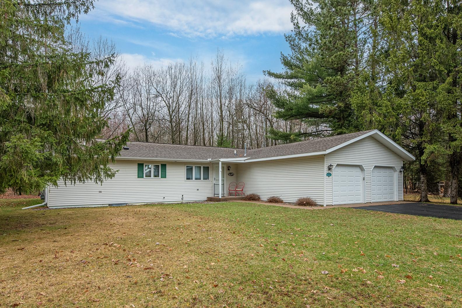 9451 Country Club Road Minocqua, WI 54548 - Photo 1 of 31 Gallery Image 1