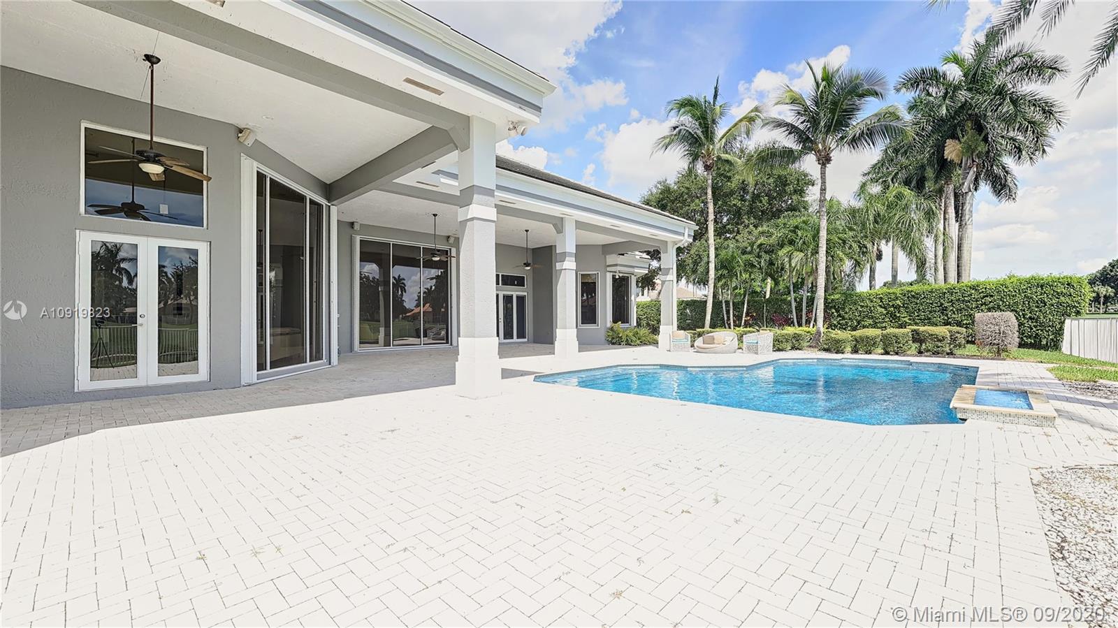 3088 Birkdale Drive Weston, FL 33332 - Photo 15 of 42