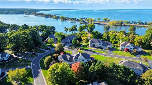 $1,100,000 | 430 Sundance Trail, Webster, NY 14580