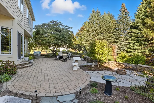 $1,100,000 | 430 Sundance Trail, Webster, NY 14580