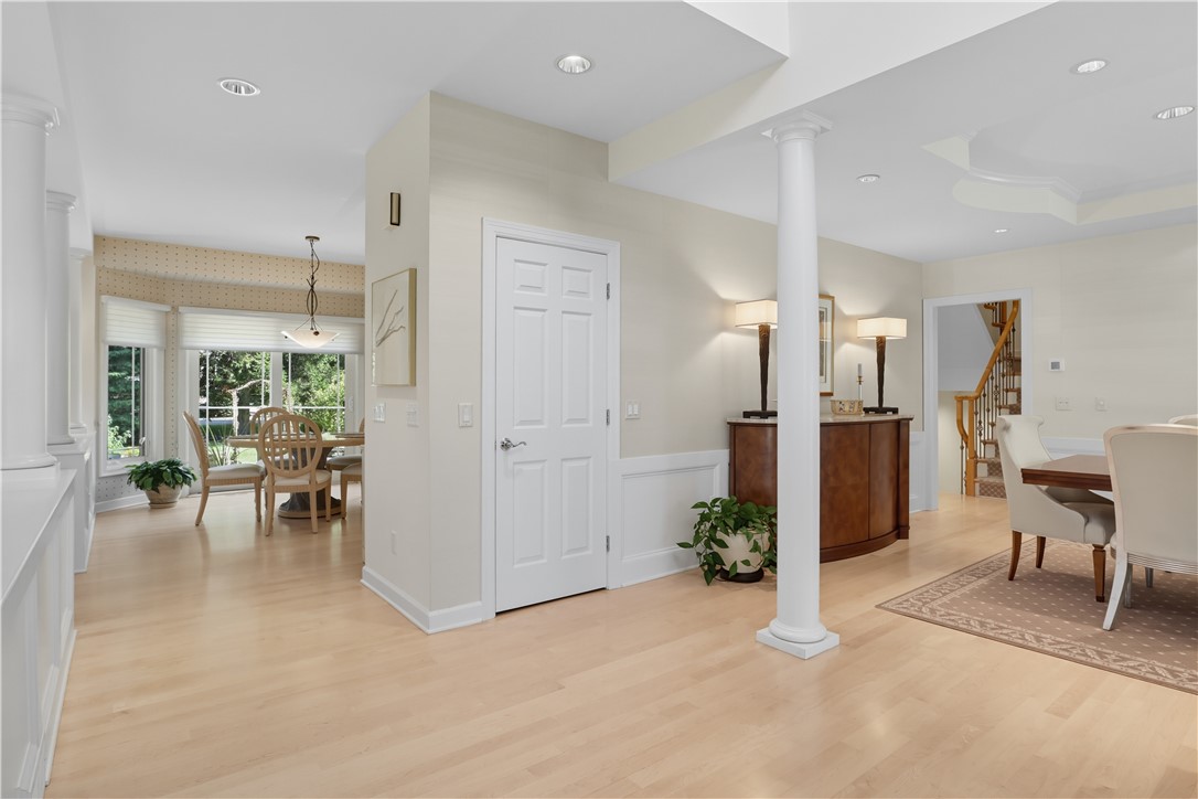 430 Sundance Trail Webster, NY 14580 - Photo 6 of 50