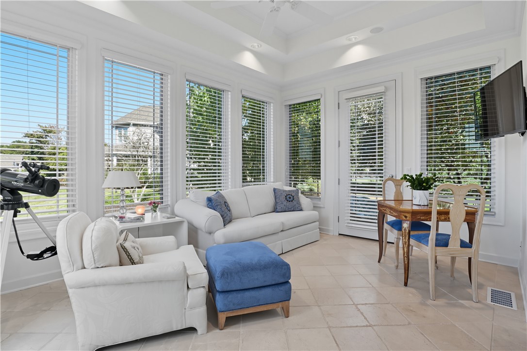 430 Sundance Trail Webster, NY 14580 - Photo 10 of 50