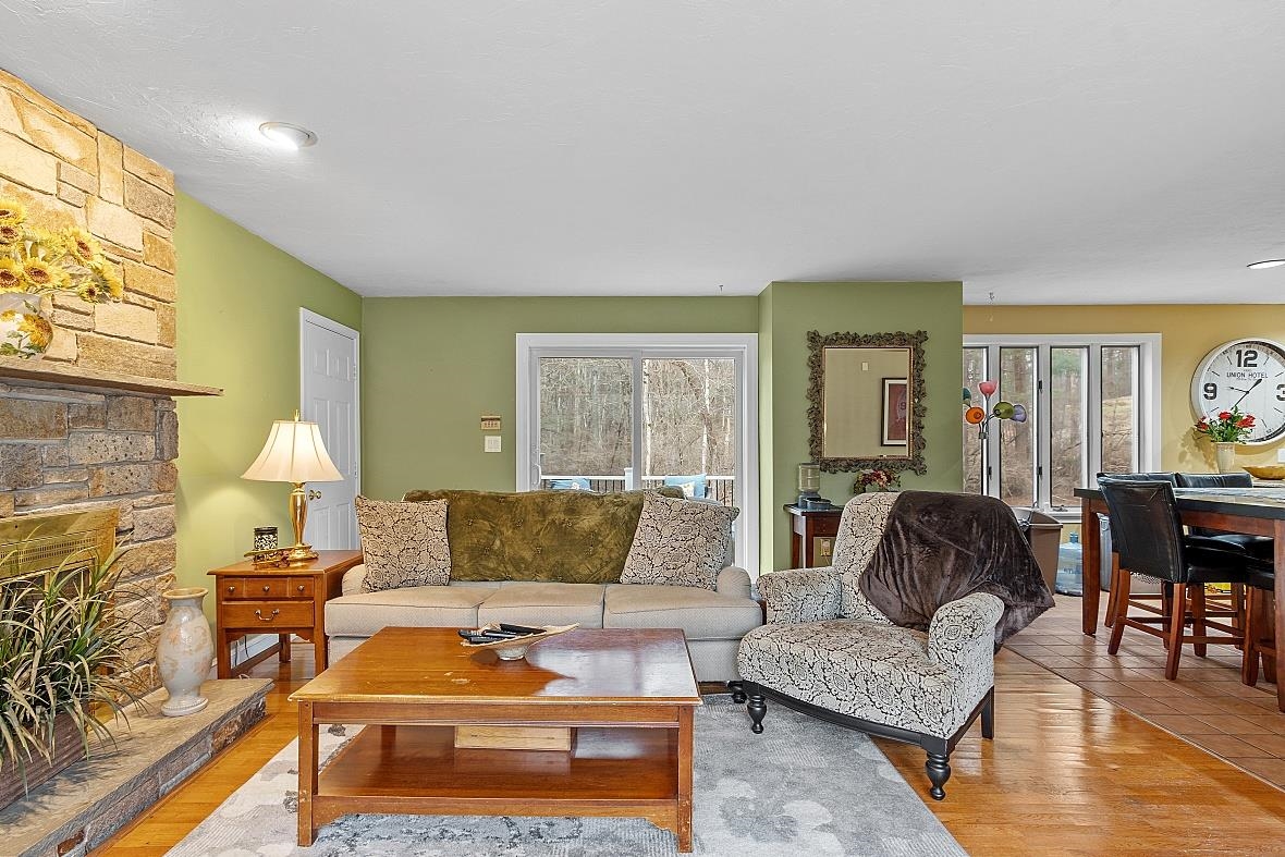 27 East Nashua Road Windham, NH 03087 - Photo 13 of 38