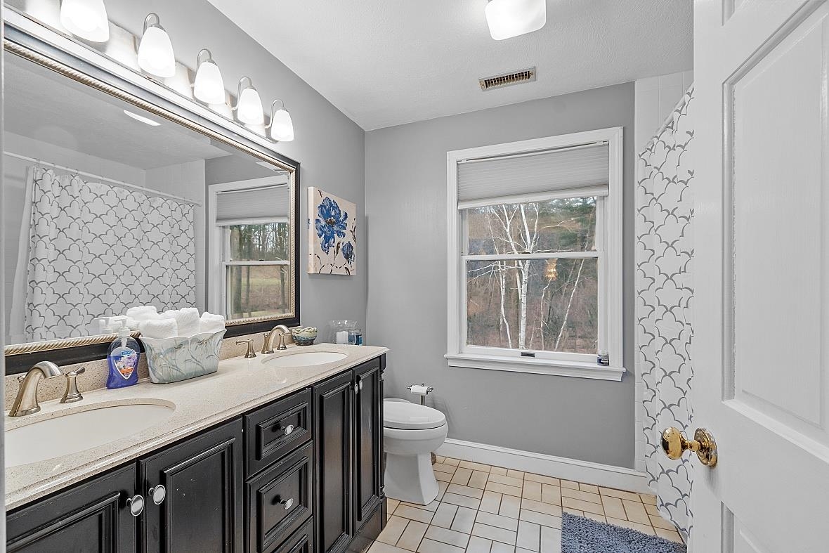 27 East Nashua Road Windham, NH 03087 - Photo 22 of 38