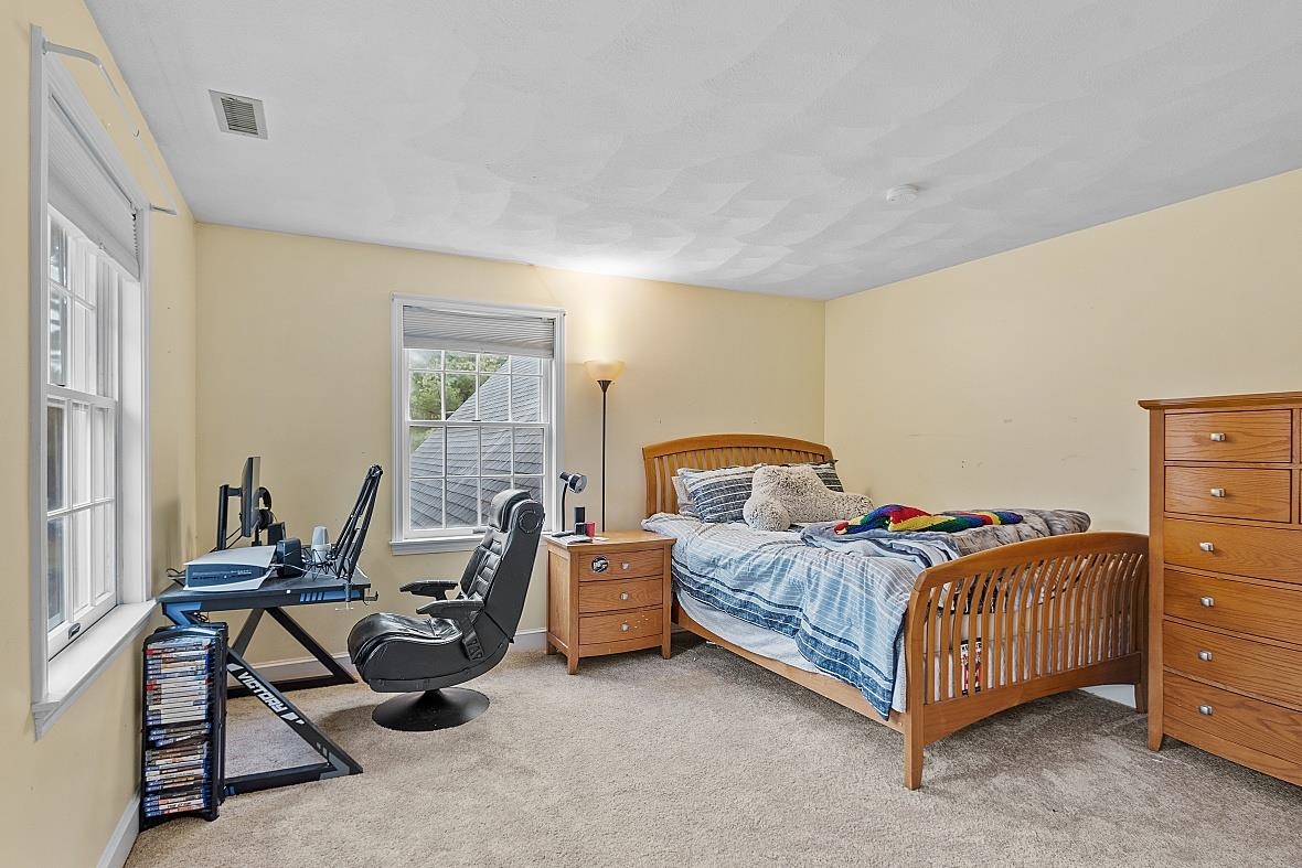 27 East Nashua Road Windham, NH 03087 - Photo 24 of 38