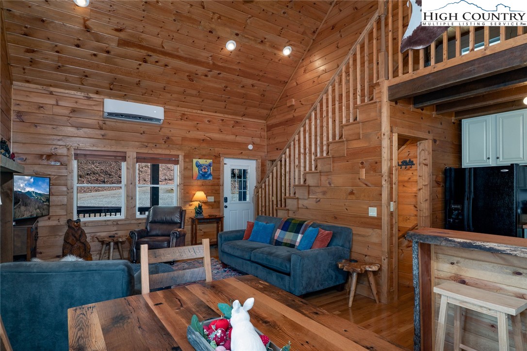 214 Sugar Bear Ridge Lane Banner Elk, NC 28604 - Photo 7 of 46