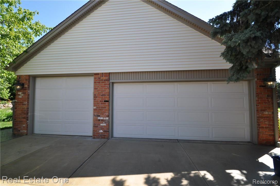 1815 Jason Circle Rochester, MI 48306 - Photo 38 of 39 44.JPG