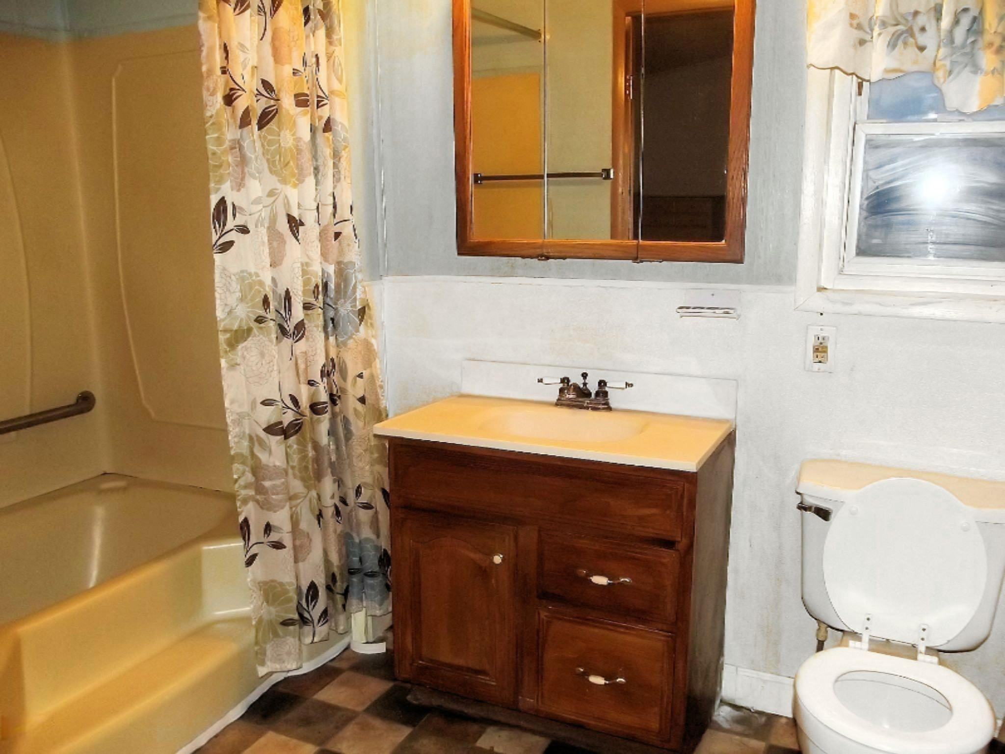 12441 Calhoun Road Jerome, MI 49249 - Photo 7 of 19 DSCF5754