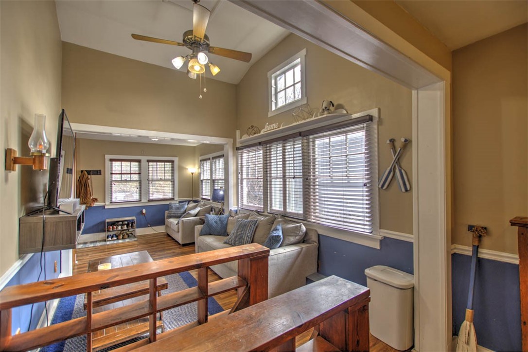 1403 Parkwood Place Decatur, IL 62521 - Photo 7 of 26 Gallery Image 7