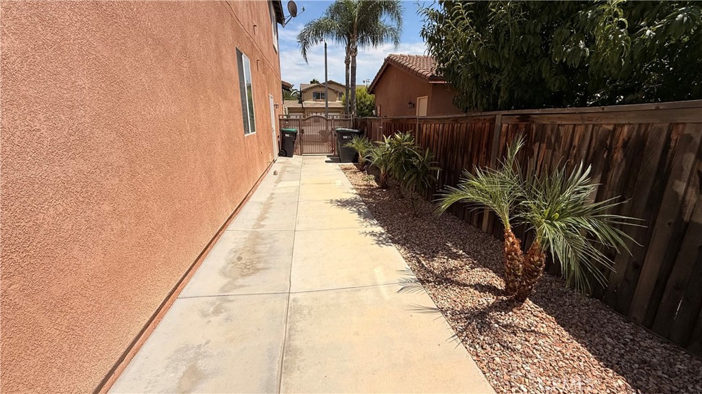 17289 Woodentree Lane Riverside, CA 92503 - Photo 40 of 46 Gallery Image 40