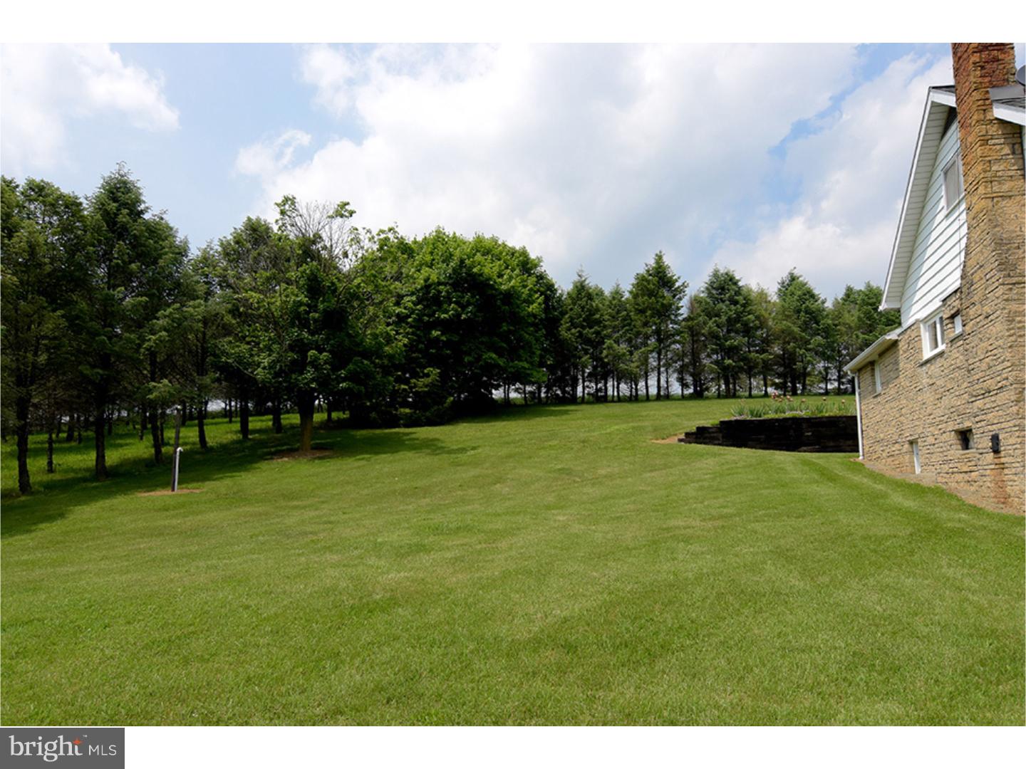 151 Scull Hill Loop Road Bernville, PA 19506 - Photo 9 of 22 Gallery Image 9