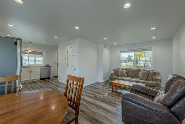 $209,900 | 1411 22nd Avenue, Monroe, WI 53566