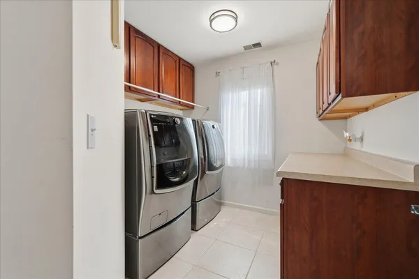 $495,000 | 2554 Blarney Stone Drive, Valparaiso, IN 46385