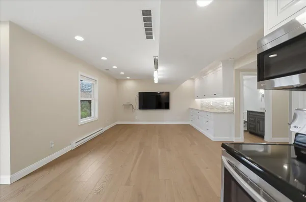 $495,000 | 2554 Blarney Stone Drive, Valparaiso, IN 46385