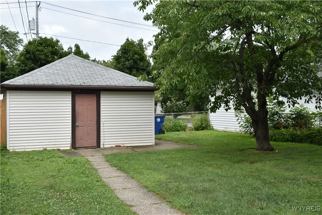 $1,450 | 224 Ivyhurst Circle, Amherst, NY 14226