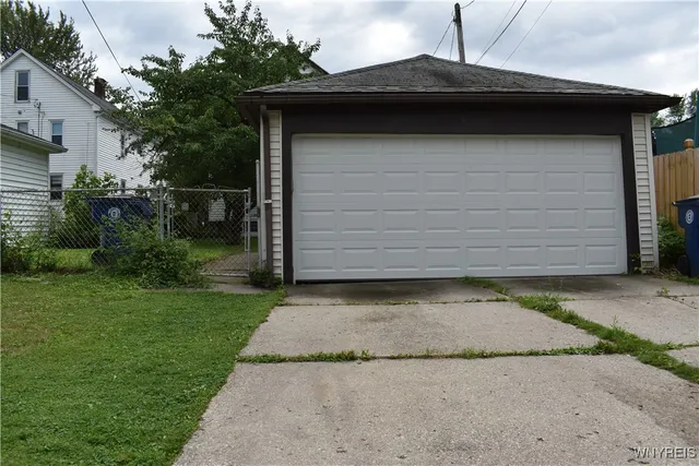 $1,450 | 224 Ivyhurst Circle, Amherst, NY 14226