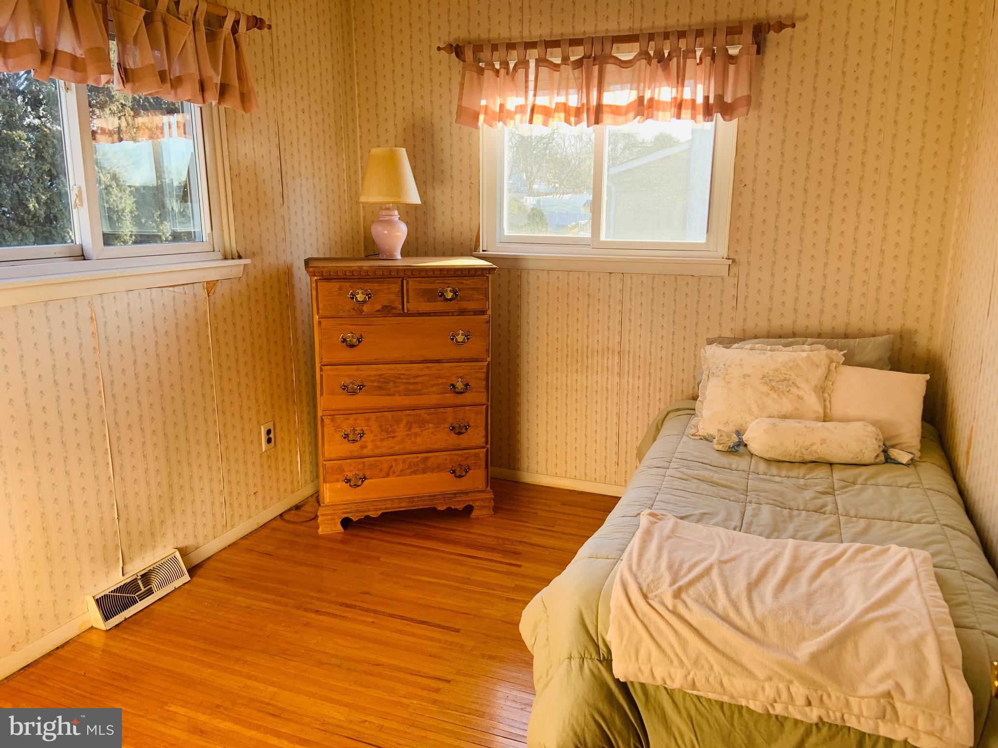 839 Phillips Road Warminster, PA 18974 - Photo 27 of 35 Bedroom #3 with Hardwoods