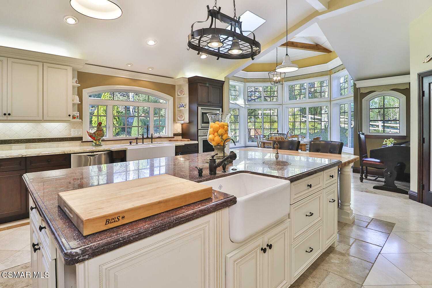 11842 Pradera Road Camarillo, CA 93012 - Photo 14 of 62 dKitchen5