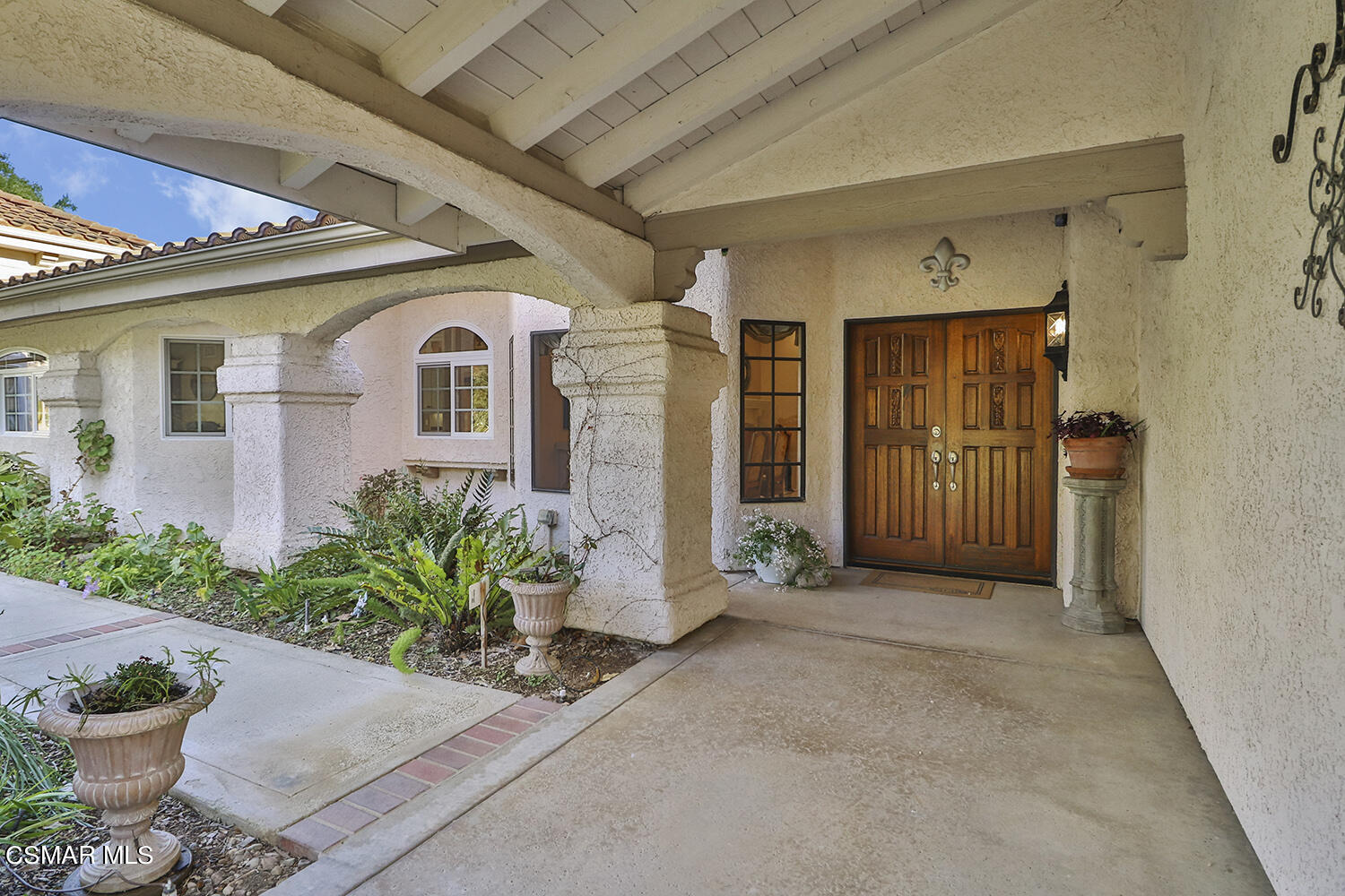 11842 Pradera Road Camarillo, CA 93012 - Photo 7 of 62 aFront10
