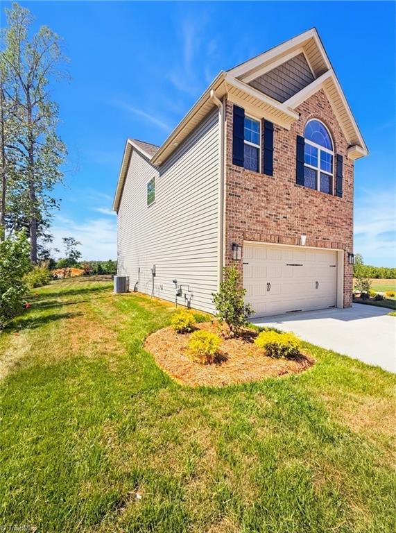 2003 Darrell Drive Graham, NC 27253 - Photo 2 of 20