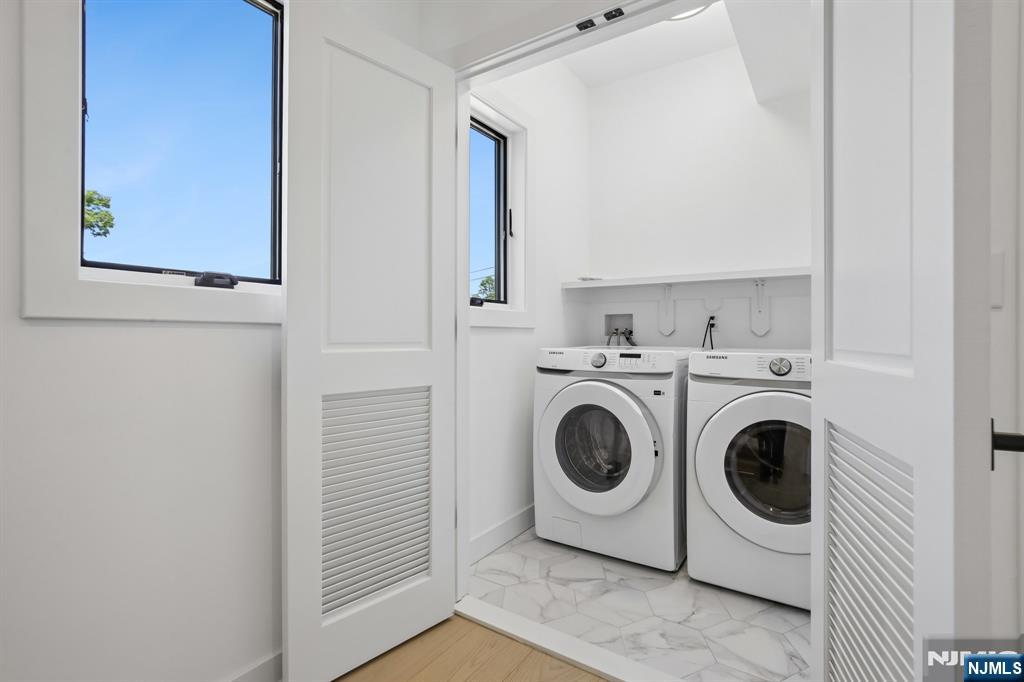 2189 Jones Road Fort Lee, NJ 07024 - Photo 22 of 32