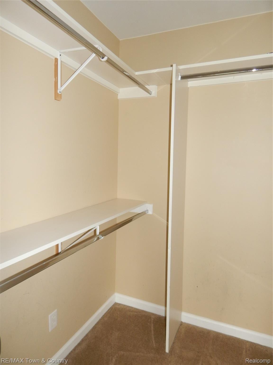 8310 Beecher Road Flushing, MI 48433 - Photo 21 of 41 DSCN1187.JPG