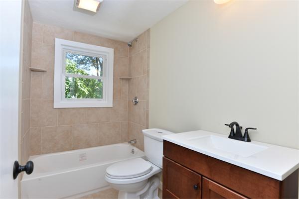 194 Levin Road Rockland, MA 02370 - Photo 17 of 20 Gallery Image 17