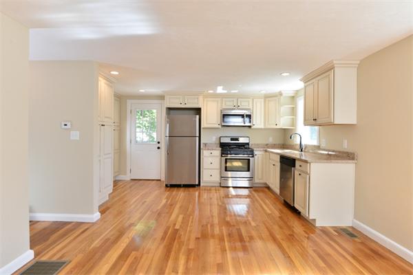 194 Levin Road Rockland, MA 02370 - Photo 4 of 20 Gallery Image 4