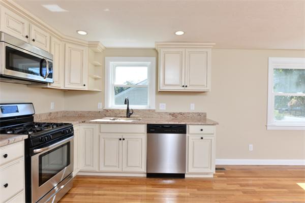 194 Levin Road Rockland, MA 02370 - Photo 7 of 20 Gallery Image 7