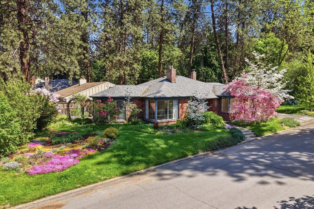 1803 South Arthur Street Spokane, WA 99203 - Photo 4 of 49