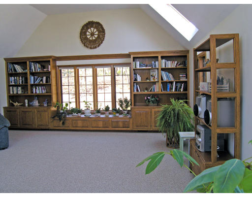 9 Hidden Brick Road Hopkinton, MA 01748 - Photo 14 of 27 Gallery Image 14