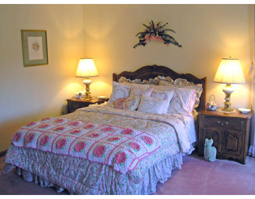 9 Hidden Brick Road Hopkinton, MA 01748 - Photo 20 of 27 Gallery Image 20