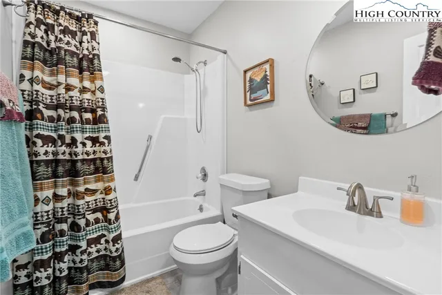 $674,900 | 398 Campbell Glen Lane, Fleetwood, NC 28626