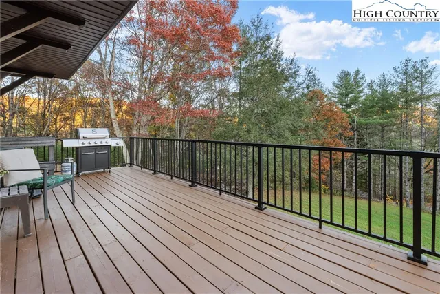 $674,900 | 398 Campbell Glen Lane, Fleetwood, NC 28626