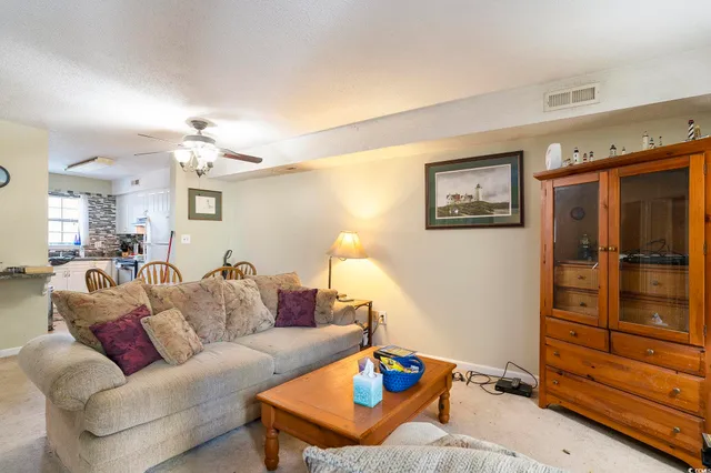 $179,900 | 601 38th Avenue North, Unit E1, Myrtle Beach, SC 29577