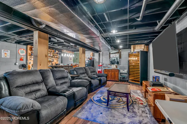 $899,999 | 1417 Silverton Road, Toms River, NJ 08755