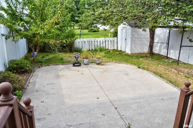 $89,900 | 260 Jamestown Road, Macomb, IL 61455