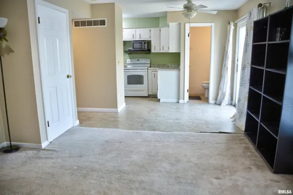 $89,900 | 260 Jamestown Road, Macomb, IL 61455