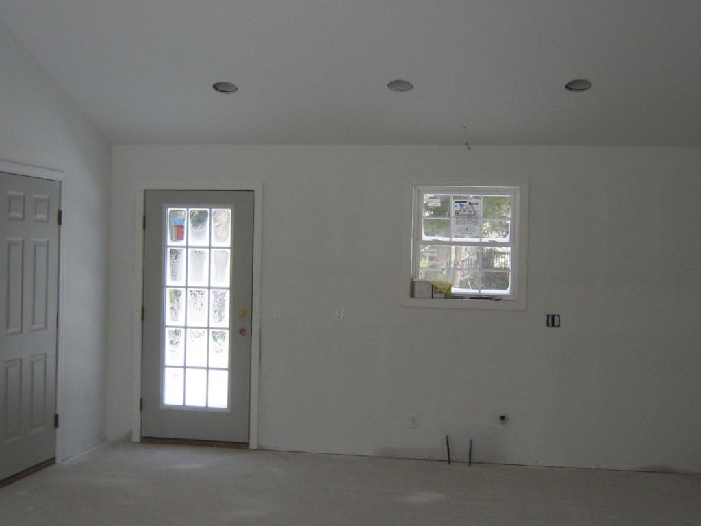 12 Brenda Lane Rochester, NH 03867 - Photo 4 of 8 Gallery Image 4